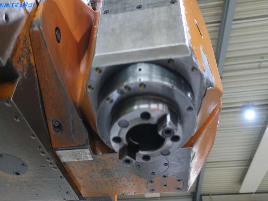 Systémy tlakového lití (hliník) 1 100 - 1 350 t,
Mechanické zpracování, výroba nástrojů
-4