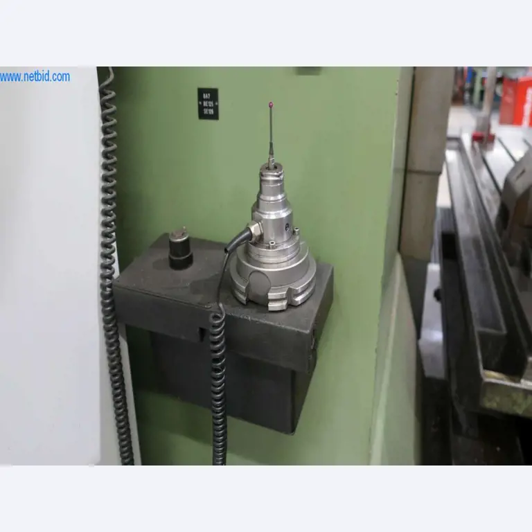 Sistemas de fundição injectada (alumínio) 1.100 - 1.350 t,
Processamento mecânico, fabrico de ferramentas
-6
