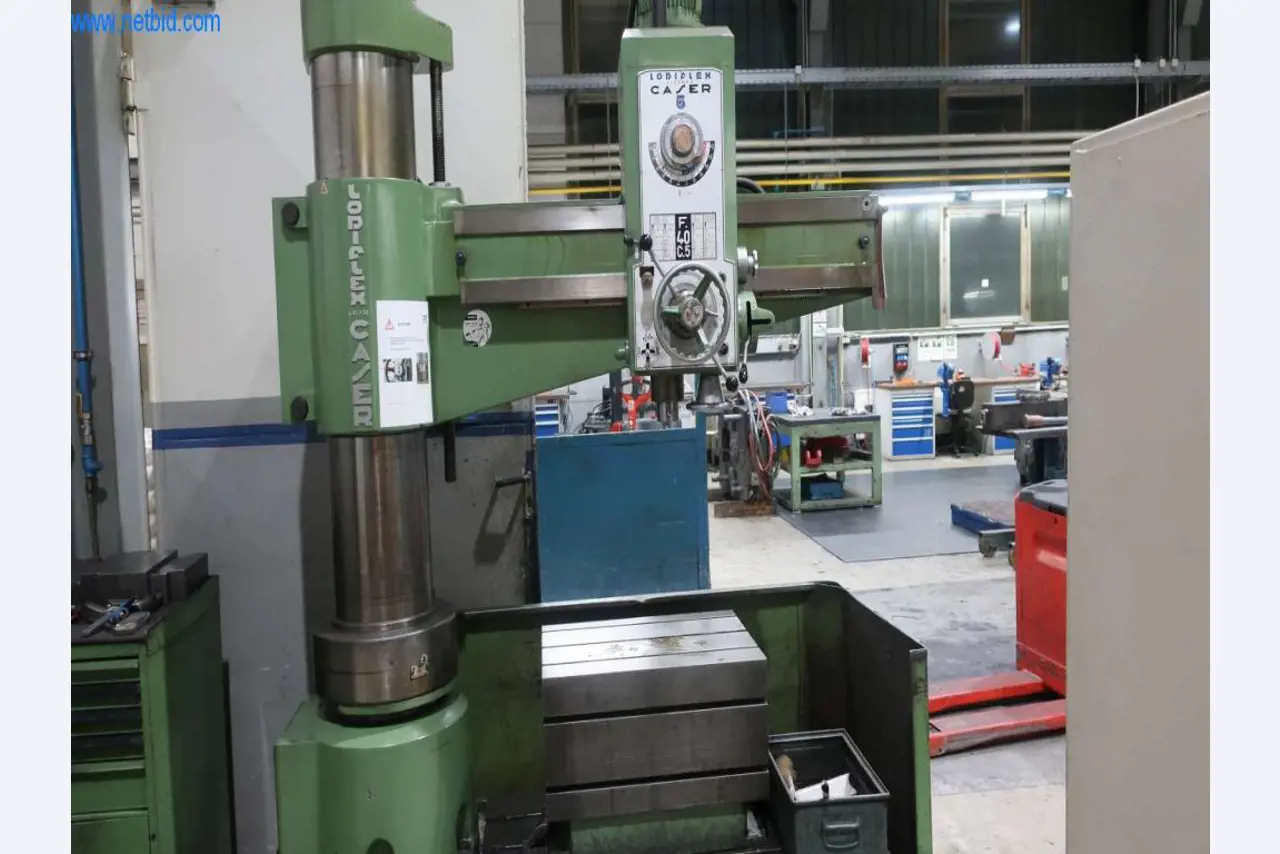 Sistemas de fundição injectada (alumínio) 1.100 - 1.350 t,
Processamento mecânico, fabrico de ferramentas
-2