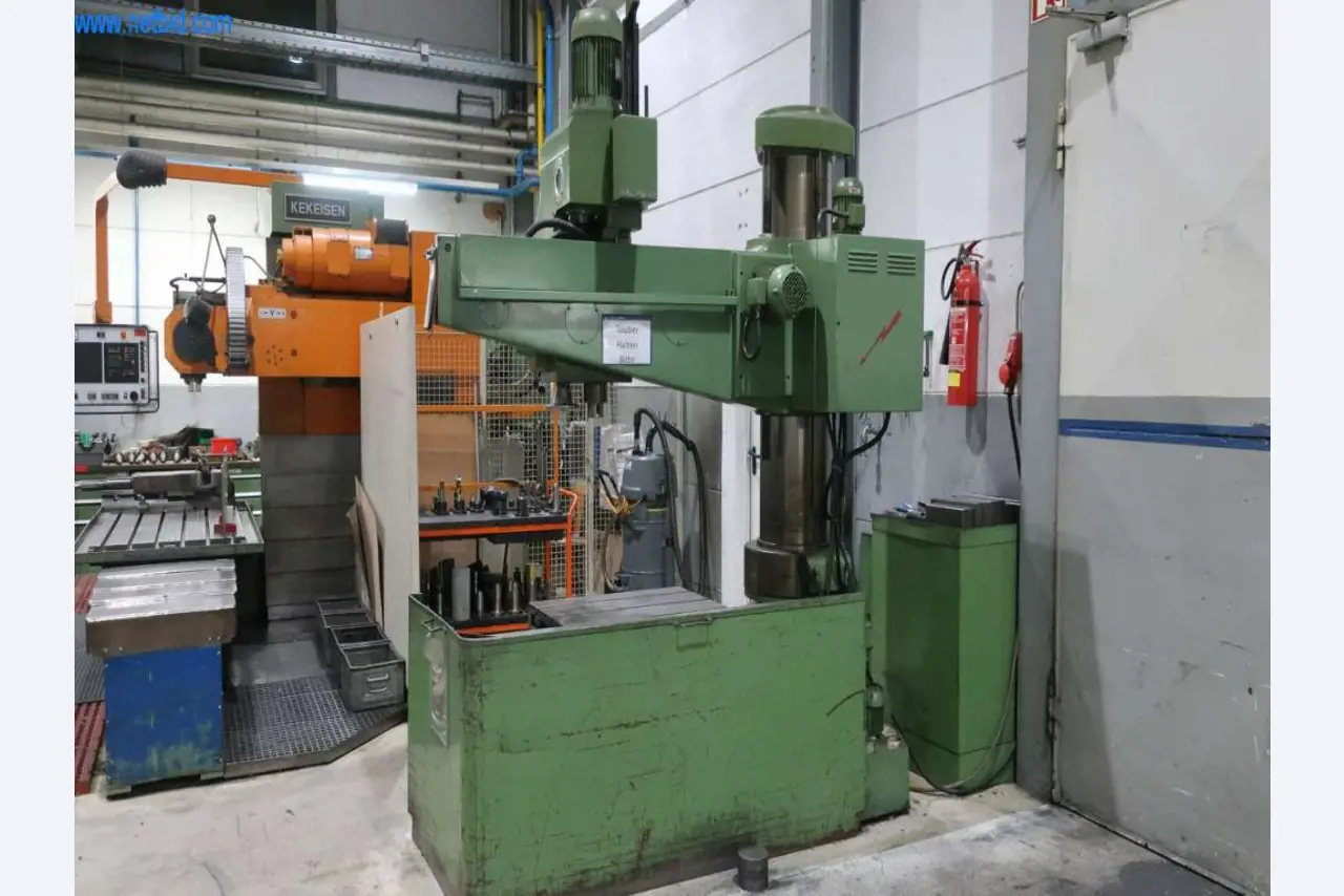 Sistemas de fundição injectada (alumínio) 1.100 - 1.350 t,
Processamento mecânico, fabrico de ferramentas
-5
