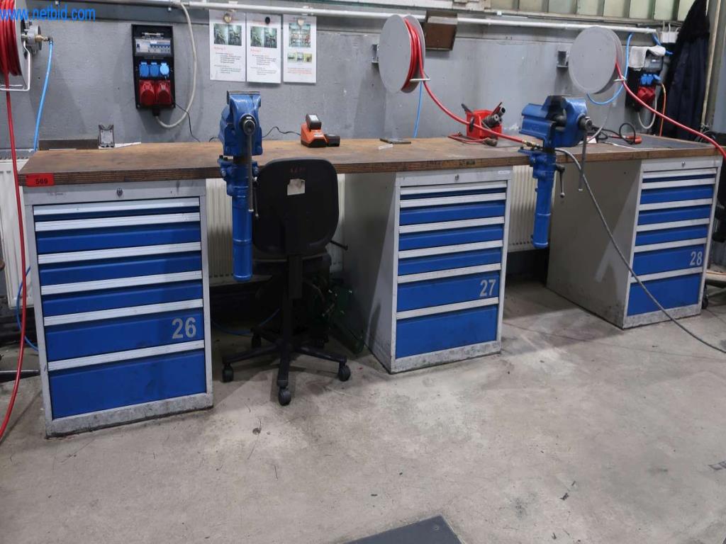 Systémy tlakového lití (hliník) 1 100 - 1 350 t,
Mechanické zpracování, výroba nástrojů
-1