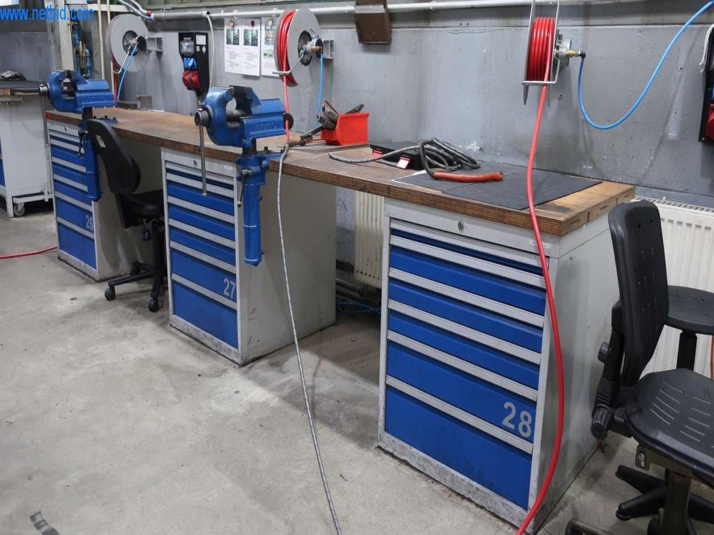 Systémy tlakového lití (hliník) 1 100 - 1 350 t,
Mechanické zpracování, výroba nástrojů
-2