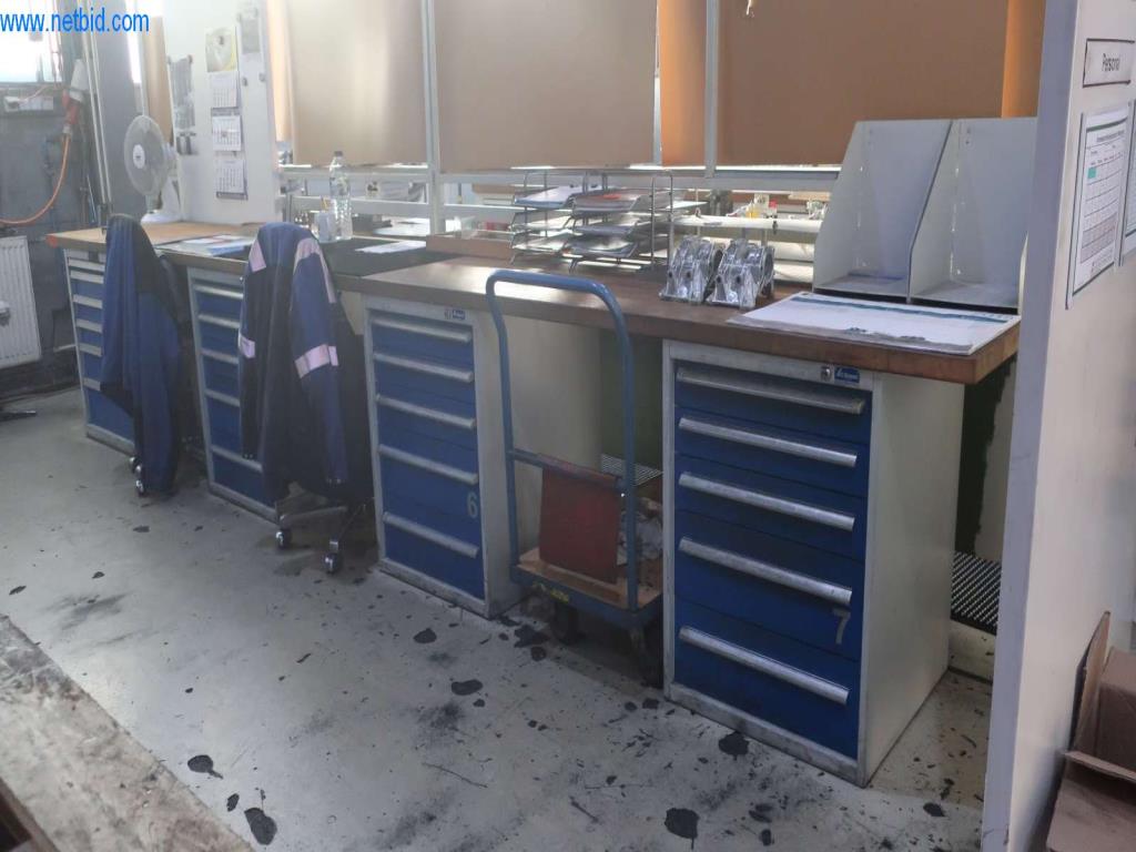 Systémy tlakového lití (hliník) 1 100 - 1 350 t,
Mechanické zpracování, výroba nástrojů
-3