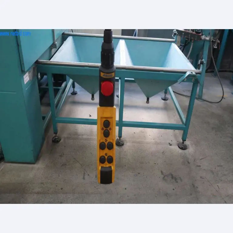 Sistemas de fundição injectada (alumínio) 1.100 - 1.350 t,
Processamento mecânico, fabrico de ferramentas
-3