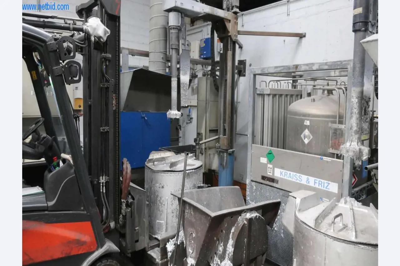 Sistemas de fundição injectada (alumínio) 1.100 - 1.350 t,
Processamento mecânico, fabrico de ferramentas
-1