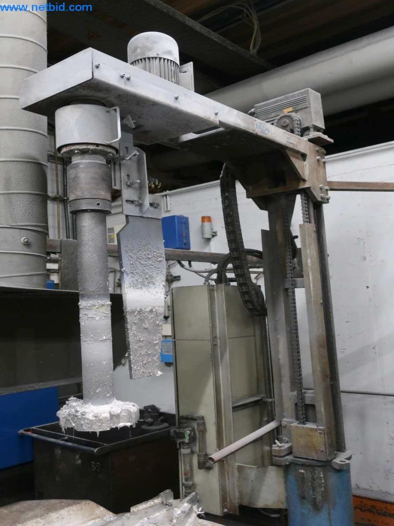 Systémy tlakového lití (hliník) 1 100 - 1 350 t,
Mechanické zpracování, výroba nástrojů
-2