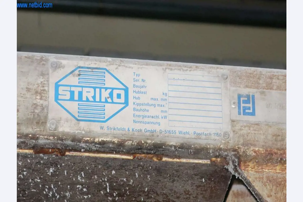 Sistemas de fundição injectada (alumínio) 1.100 - 1.350 t,
Processamento mecânico, fabrico de ferramentas
-3