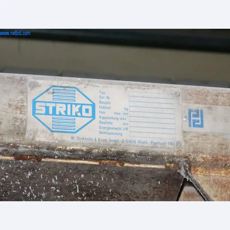 Sistemas de fundição injectada (alumínio) 1.100 - 1.350 t,
Processamento mecânico, fabrico de ferramentas
-3