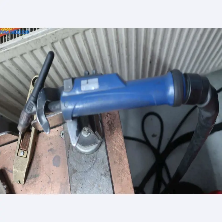 Sistemas de fundição injectada (alumínio) 1.100 - 1.350 t,
Processamento mecânico, fabrico de ferramentas
-3