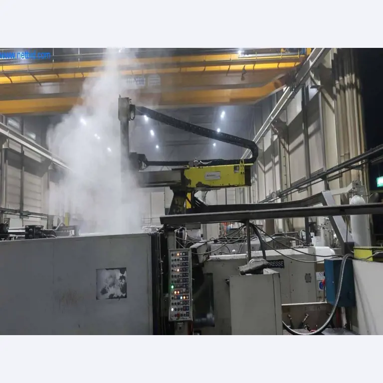 Sistemas de fundição injectada (alumínio) 1.100 - 1.350 t,
Processamento mecânico, fabrico de ferramentas
-10