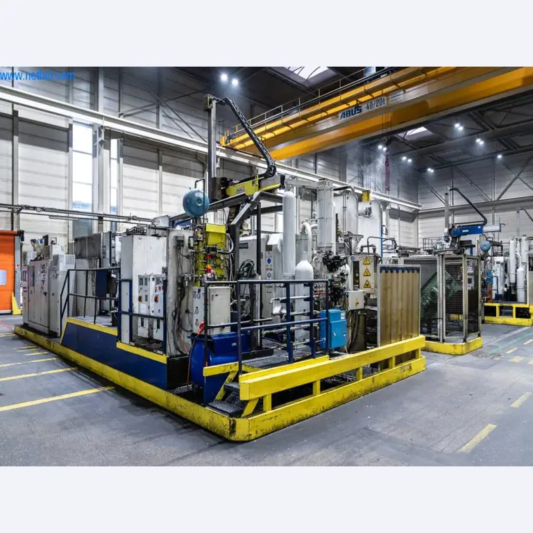 Sistemas de fundição injectada (alumínio) 1.100 - 1.350 t,
Processamento mecânico, fabrico de ferramentas
-1