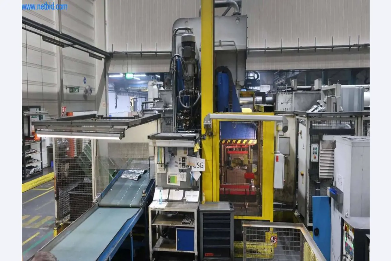 Sistemas de fundição injectada (alumínio) 1.100 - 1.350 t,
Processamento mecânico, fabrico de ferramentas
-20
