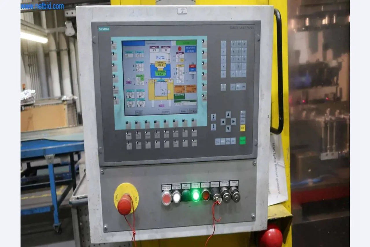 Sistemas de fundição injectada (alumínio) 1.100 - 1.350 t,
Processamento mecânico, fabrico de ferramentas
-21