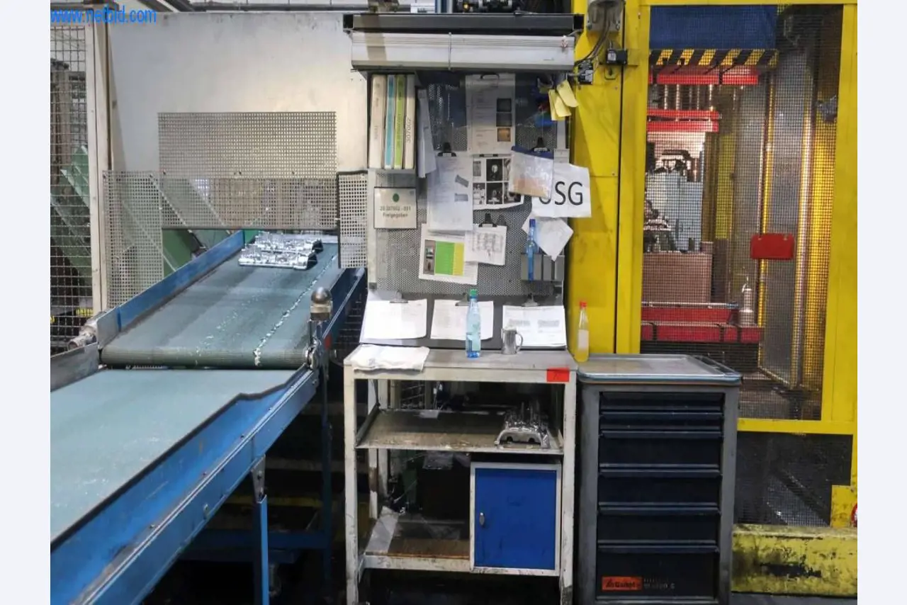Sistemas de fundição injectada (alumínio) 1.100 - 1.350 t,
Processamento mecânico, fabrico de ferramentas
-23