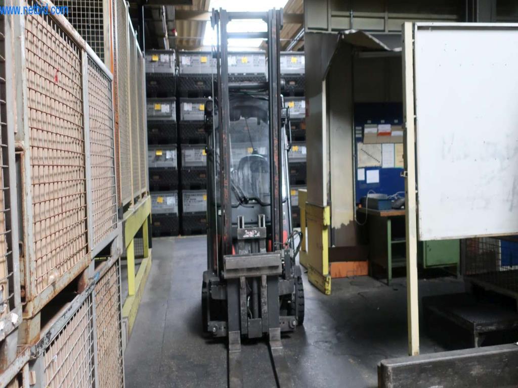 Systémy tlakového lití (hliník) 1 100 - 1 350 t,
Mechanické zpracování, výroba nástrojů
-2