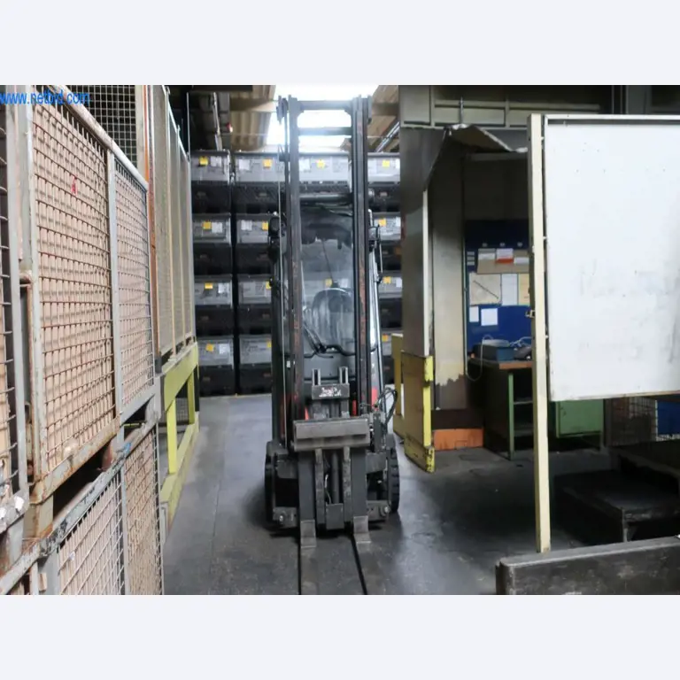 Sistemas de fundição injectada (alumínio) 1.100 - 1.350 t,
Processamento mecânico, fabrico de ferramentas
-2