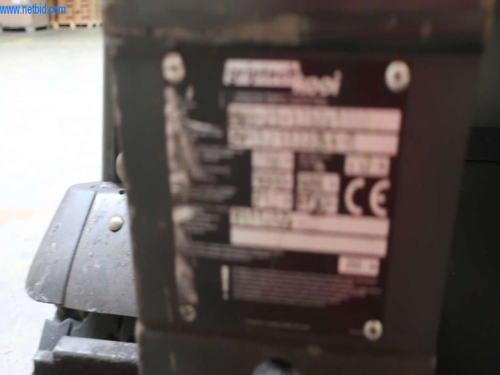 Systémy tlakového lití (hliník) 1 100 - 1 350 t,
Mechanické zpracování, výroba nástrojů
-4