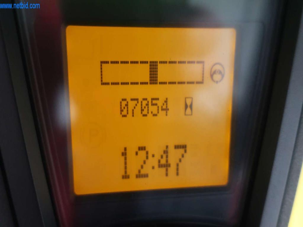 Systémy tlakového lití (hliník) 1 100 - 1 350 t,
Mechanické zpracování, výroba nástrojů
-5