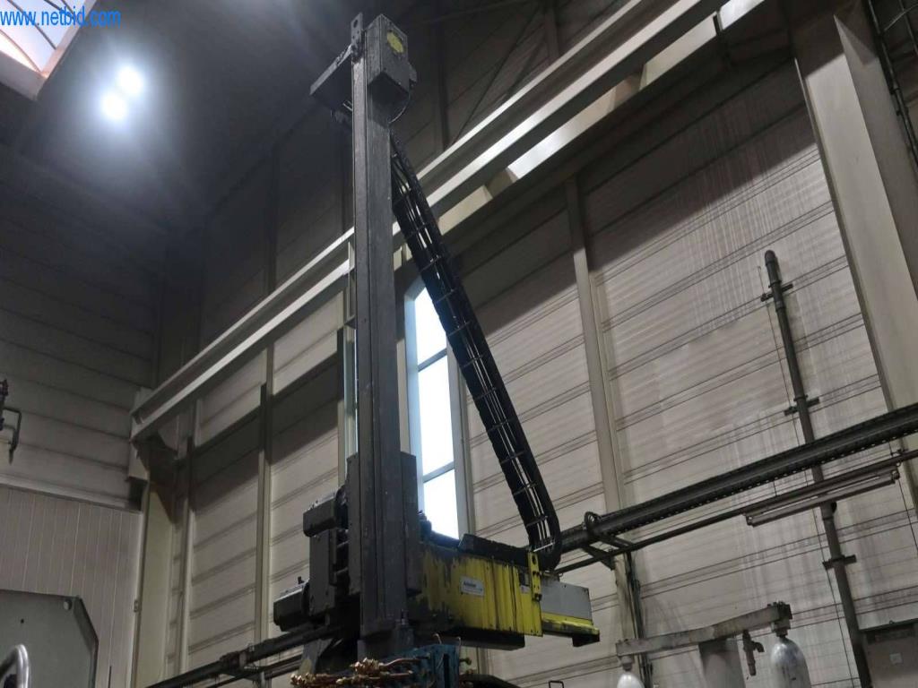 Systémy tlakového lití (hliník) 1 100 - 1 350 t,
Mechanické zpracování, výroba nástrojů
-11