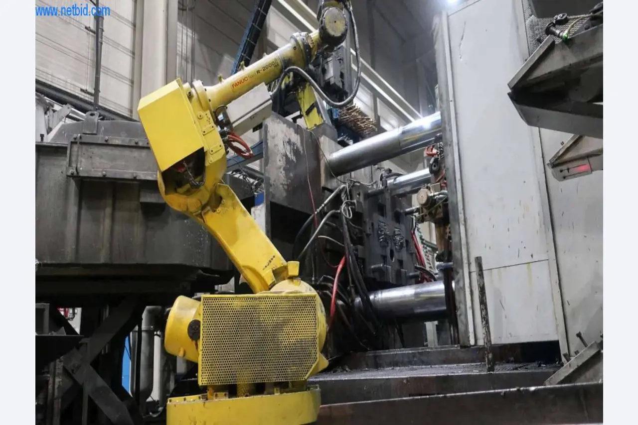 Sistemas de fundição injectada (alumínio) 1.100 - 1.350 t,
Processamento mecânico, fabrico de ferramentas
-16