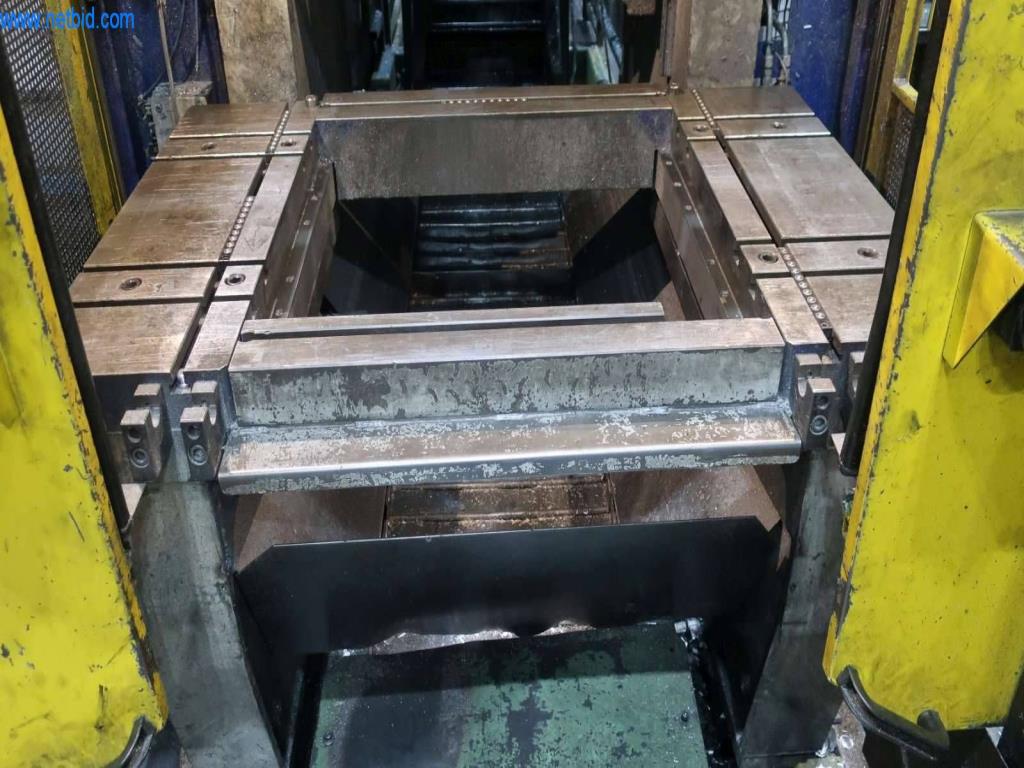 Systémy tlakového lití (hliník) 1 100 - 1 350 t,
Mechanické zpracování, výroba nástrojů
-23