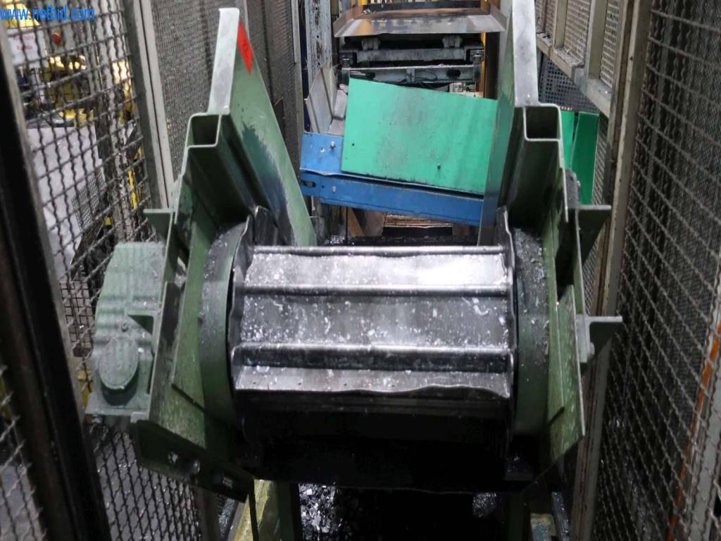 Systémy tlakového lití (hliník) 1 100 - 1 350 t,
Mechanické zpracování, výroba nástrojů
-29