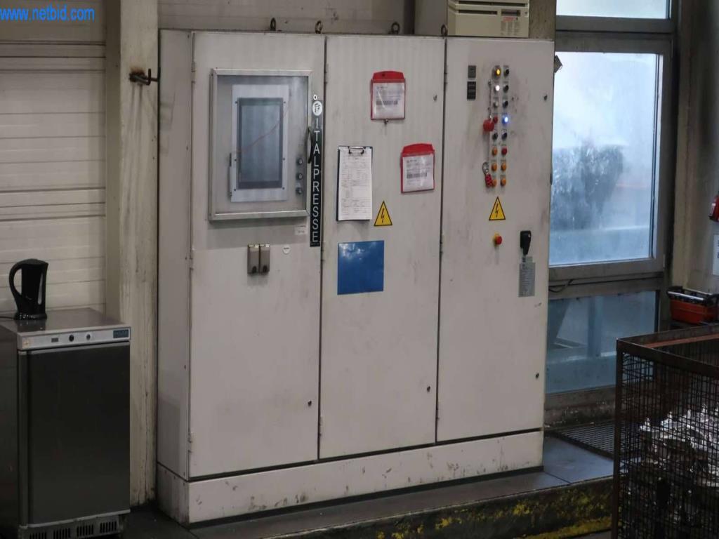 Systémy tlakového lití (hliník) 1 100 - 1 350 t,
Mechanické zpracování, výroba nástrojů
-35