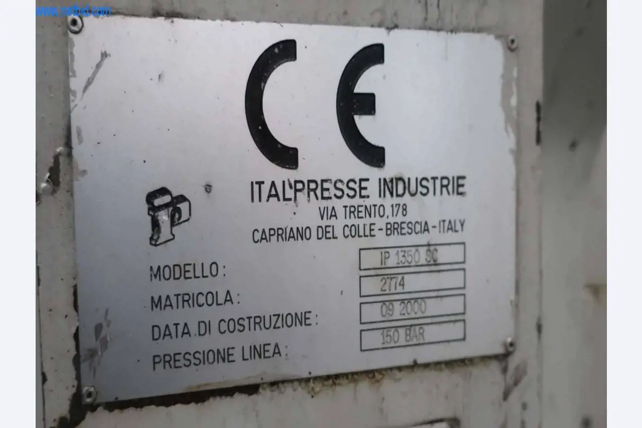 Sistemas de fundição injectada (alumínio) 1.100 - 1.350 t,
Processamento mecânico, fabrico de ferramentas
-4
