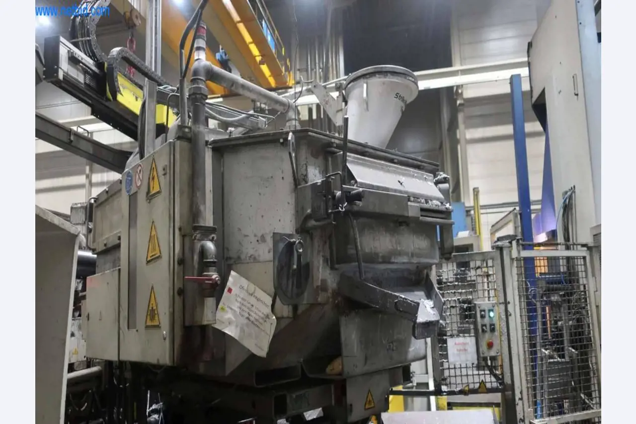 Sistemas de fundição injectada (alumínio) 1.100 - 1.350 t,
Processamento mecânico, fabrico de ferramentas
-7