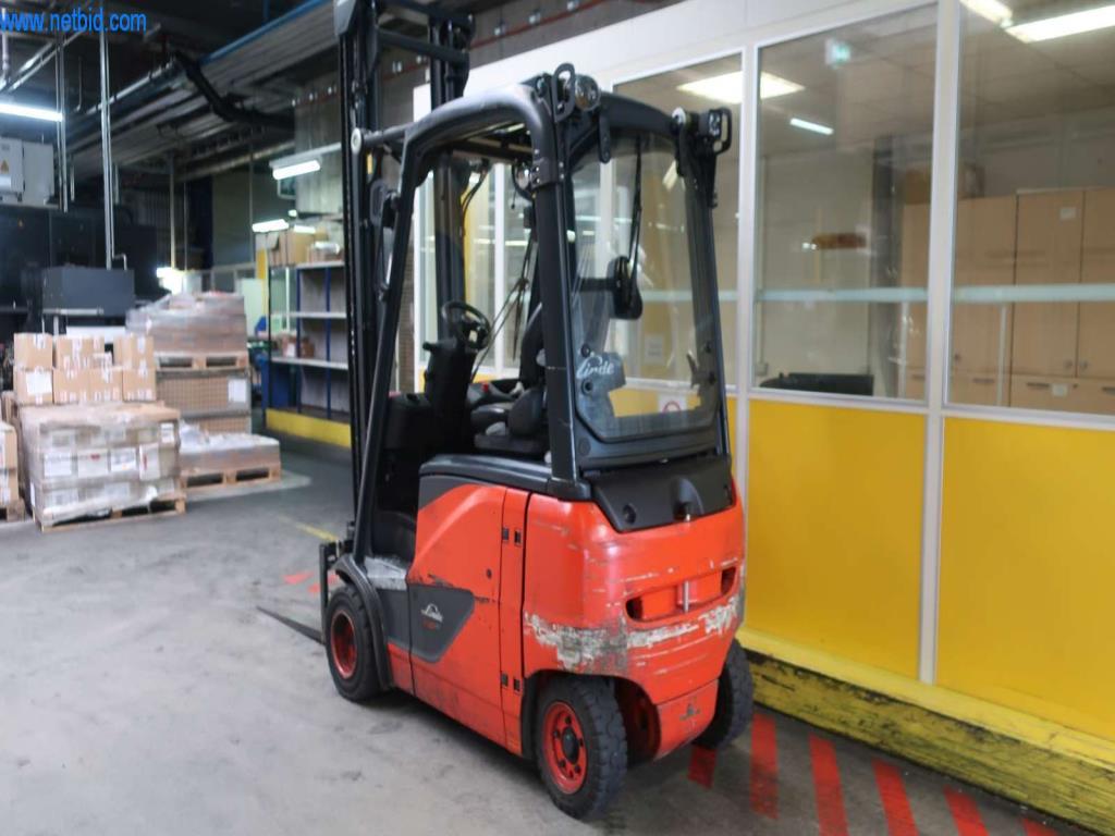 Systémy tlakového lití (hliník) 1 100 - 1 350 t,
Mechanické zpracování, výroba nástrojů
-2