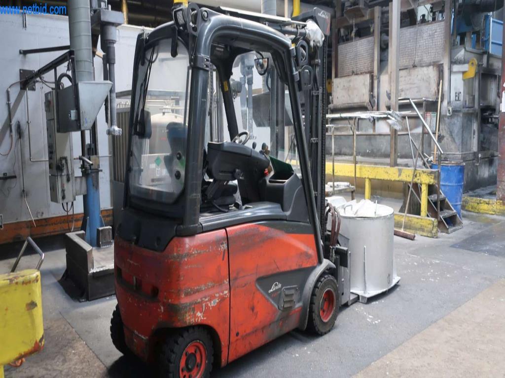 Systémy tlakového lití (hliník) 1 100 - 1 350 t,
Mechanické zpracování, výroba nástrojů
-2