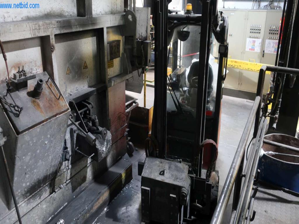 Systémy tlakového lití (hliník) 1 100 - 1 350 t,
Mechanické zpracování, výroba nástrojů
-2