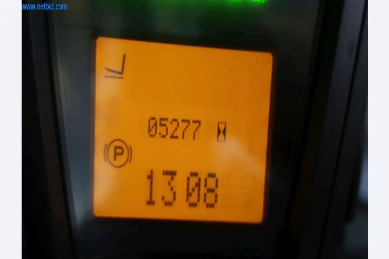 Sistemas de fundição injectada (alumínio) 1.100 - 1.350 t,
Processamento mecânico, fabrico de ferramentas
-5