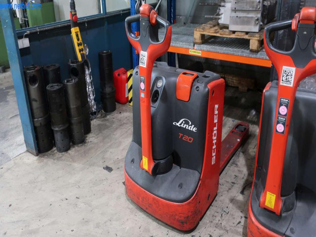 Systémy tlakového lití (hliník) 1 100 - 1 350 t,
Mechanické zpracování, výroba nástrojů
-2