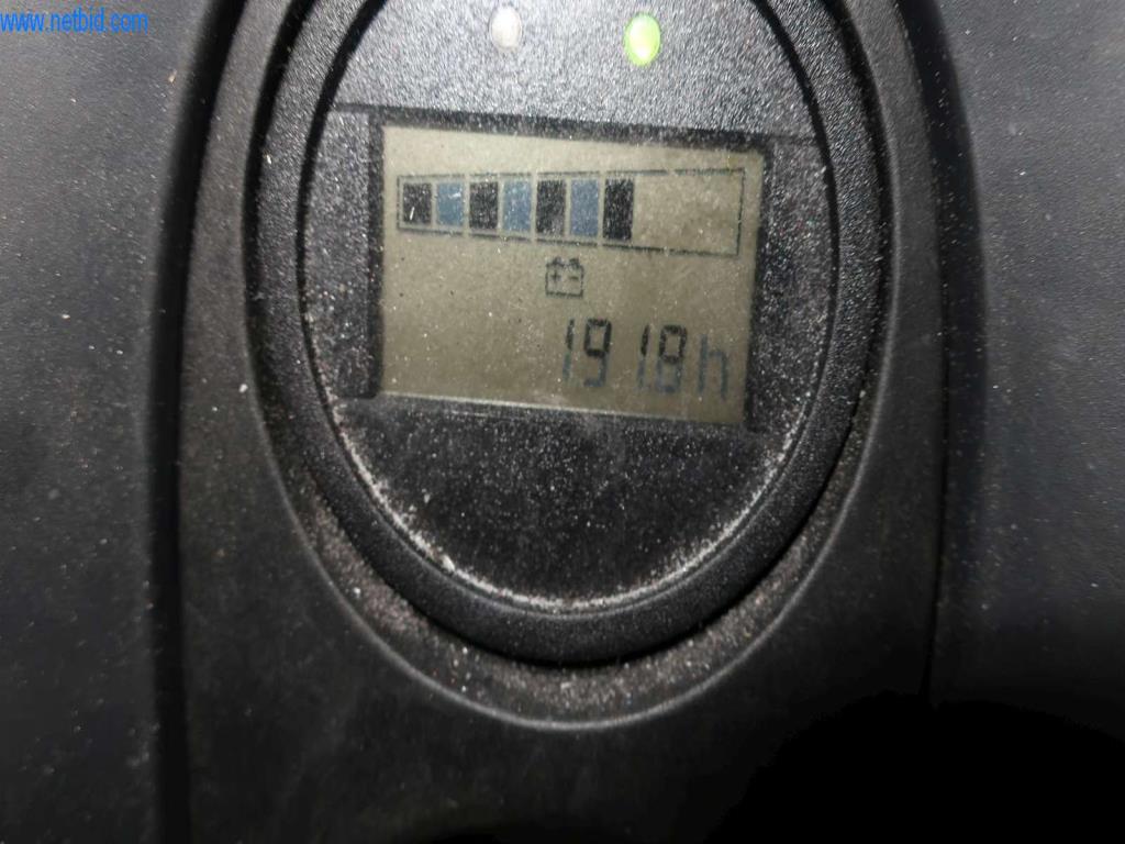 Systémy tlakového lití (hliník) 1 100 - 1 350 t,
Mechanické zpracování, výroba nástrojů
-3