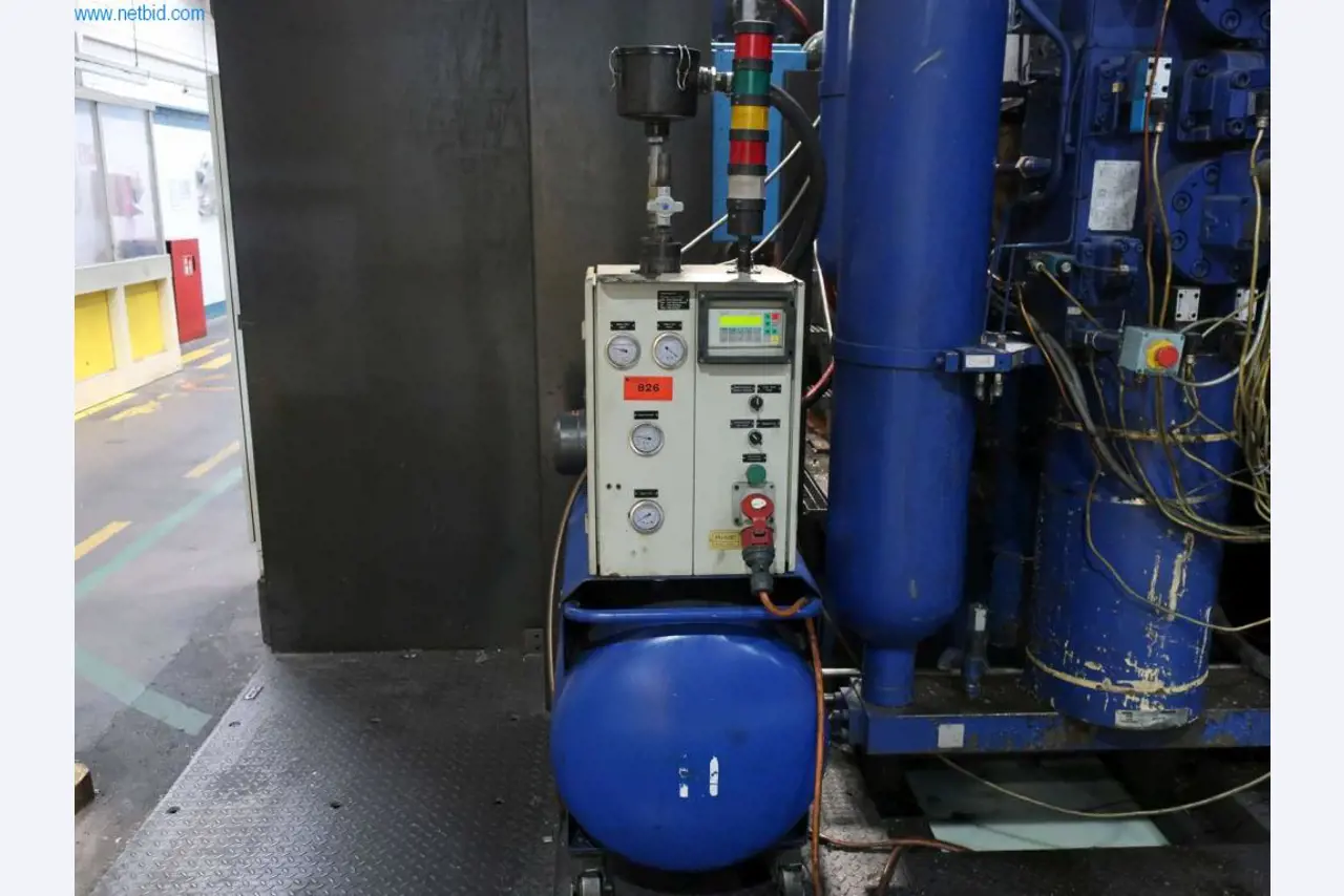 Sistemas de fundição injectada (alumínio) 1.100 - 1.350 t,
Processamento mecânico, fabrico de ferramentas
-2