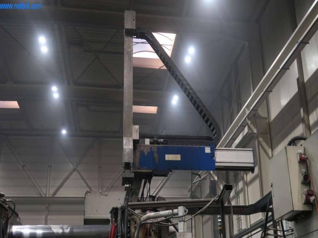 Systémy tlakového lití (hliník) 1 100 - 1 350 t,
Mechanické zpracování, výroba nástrojů
-12