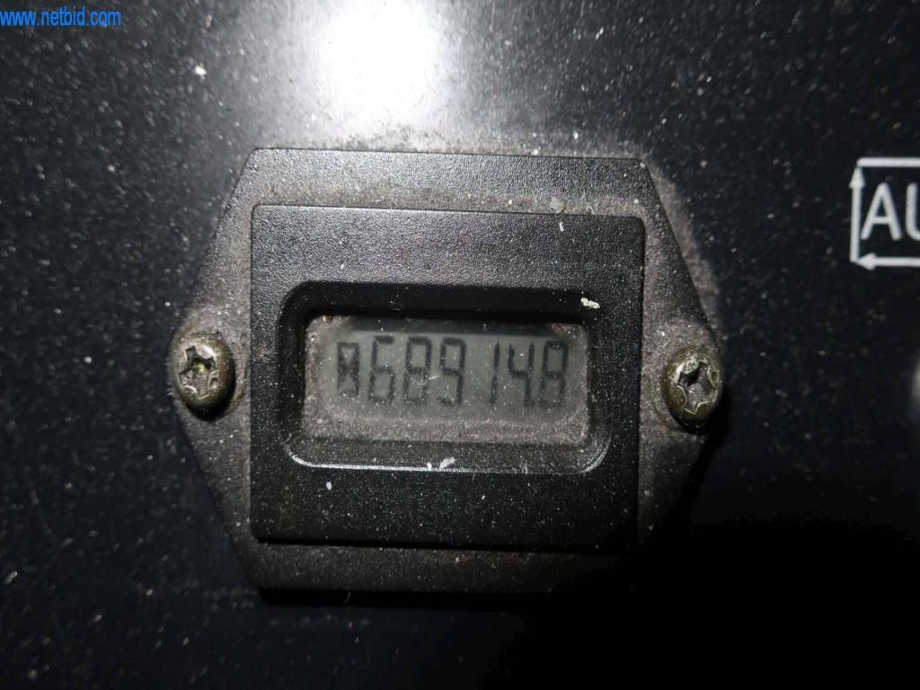 Systémy tlakového lití (hliník) 1 100 - 1 350 t,
Mechanické zpracování, výroba nástrojů
-18