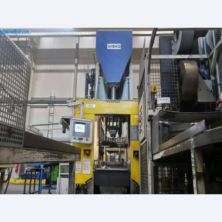Sistemas de fundição injectada (alumínio) 1.100 - 1.350 t,
Processamento mecânico, fabrico de ferramentas
-21