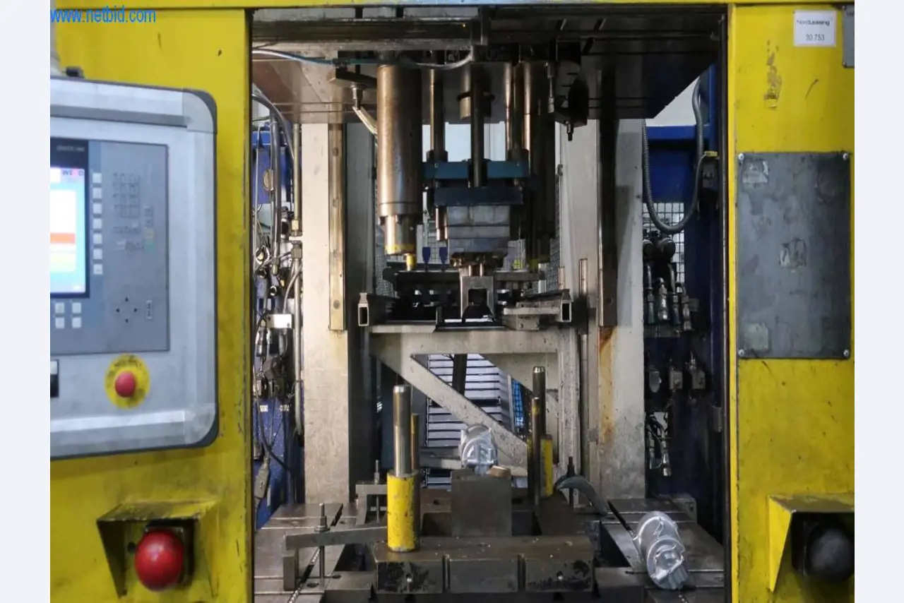 Sistemas de fundição injectada (alumínio) 1.100 - 1.350 t,
Processamento mecânico, fabrico de ferramentas
-23
