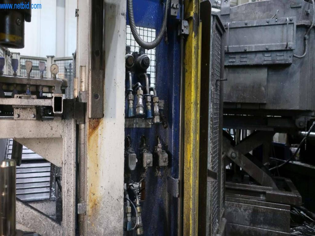 Systémy tlakového lití (hliník) 1 100 - 1 350 t,
Mechanické zpracování, výroba nástrojů
-25