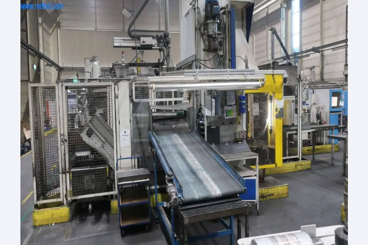 Sistemas de fundição injectada (alumínio) 1.100 - 1.350 t,
Processamento mecânico, fabrico de ferramentas
-33