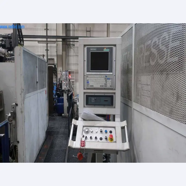 Sistemas de fundição injectada (alumínio) 1.100 - 1.350 t,
Processamento mecânico, fabrico de ferramentas
-4