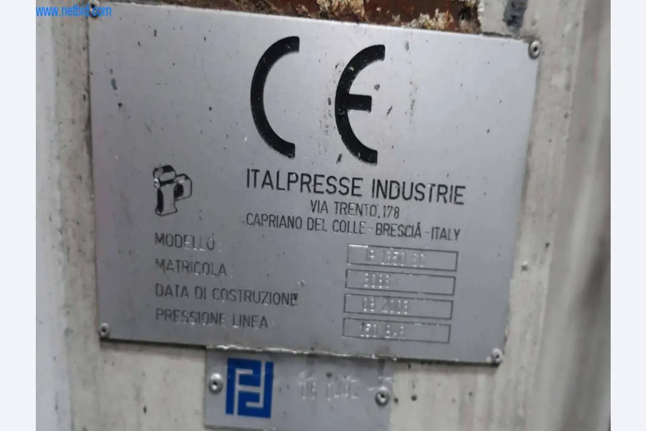 Sistemas de fundição injectada (alumínio) 1.100 - 1.350 t,
Processamento mecânico, fabrico de ferramentas
-5