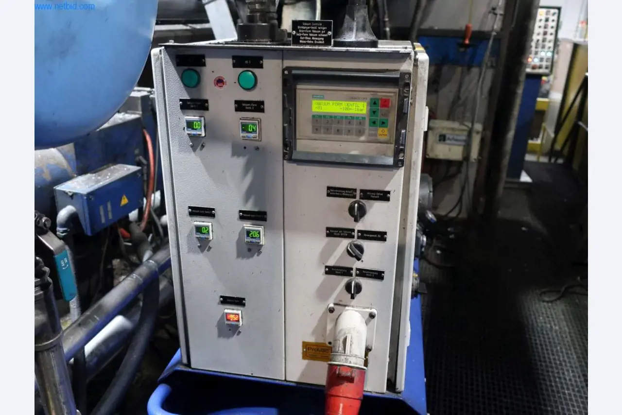 Sistemas de fundição injectada (alumínio) 1.100 - 1.350 t,
Processamento mecânico, fabrico de ferramentas
-2