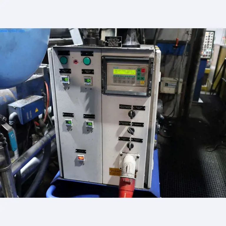 Sistemas de fundição injectada (alumínio) 1.100 - 1.350 t,
Processamento mecânico, fabrico de ferramentas
-2