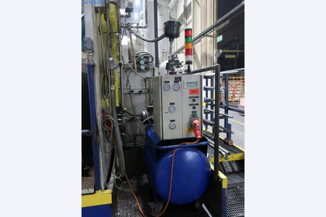 Sistemas de fundição injectada (alumínio) 1.100 - 1.350 t,
Processamento mecânico, fabrico de ferramentas
-2