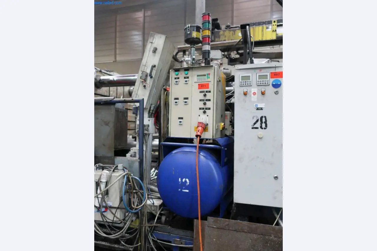 Sistemas de fundição injectada (alumínio) 1.100 - 1.350 t,
Processamento mecânico, fabrico de ferramentas
-1