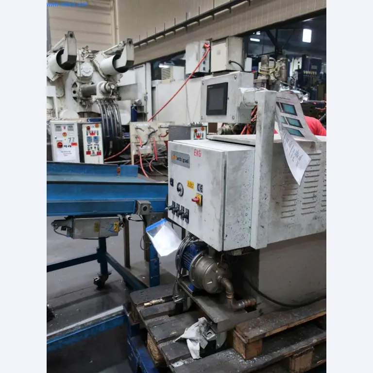 Sistemas de fundição injectada (alumínio) 1.100 - 1.350 t,
Processamento mecânico, fabrico de ferramentas
-2