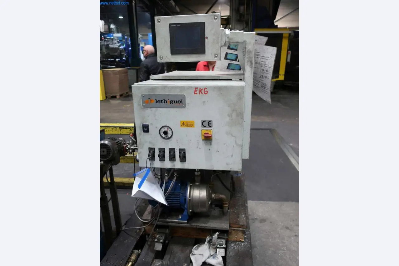 Sistemas de fundição injectada (alumínio) 1.100 - 1.350 t,
Processamento mecânico, fabrico de ferramentas
-3